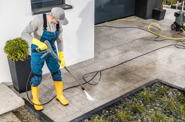 Why Choose Our Certified Pressure Washing Experts for Your Project Needs in Windsor, MO?